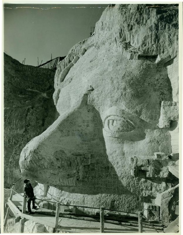 Mount-Rushmore/640x480_Mount_Rushmore construction  11.jpg
